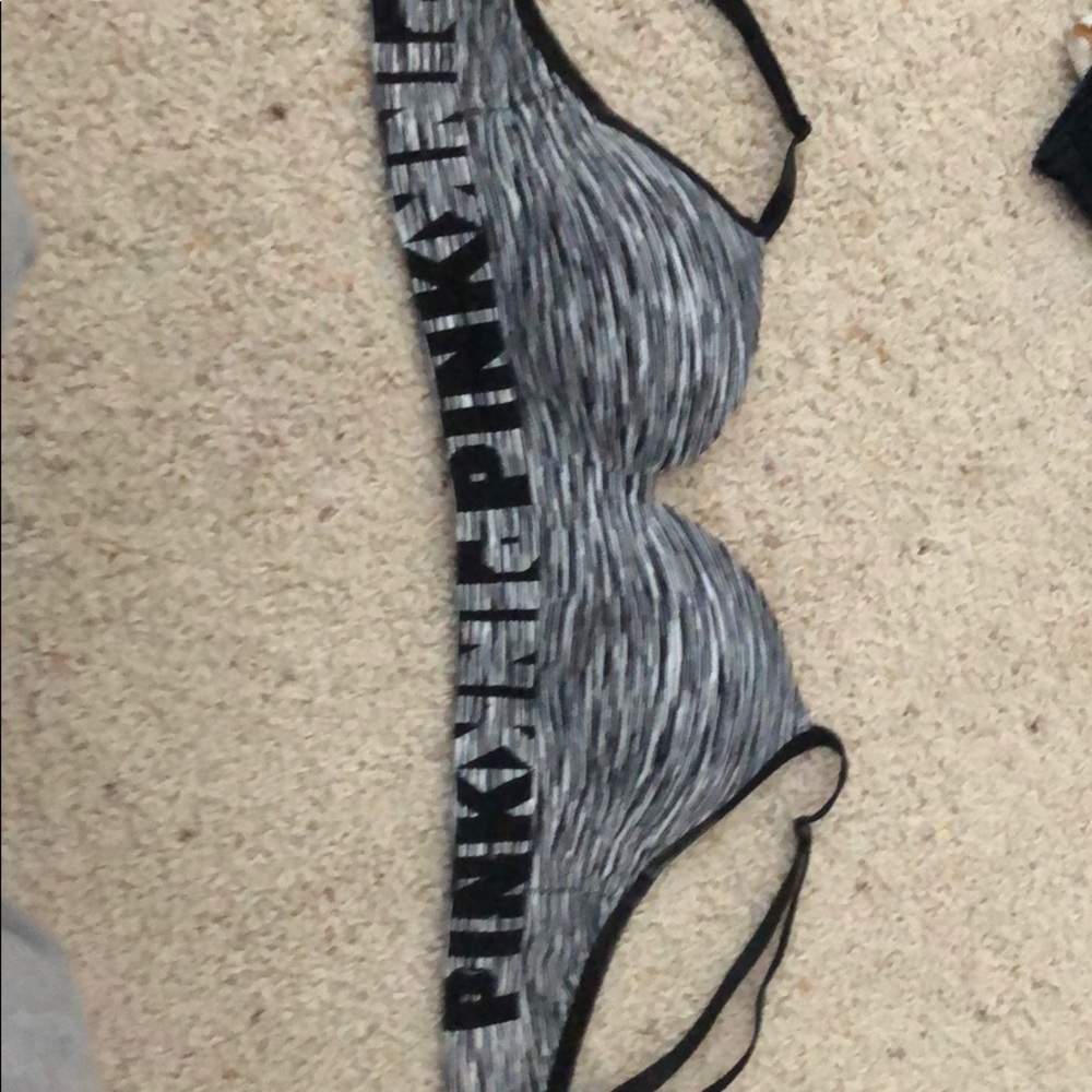 padded sports bra